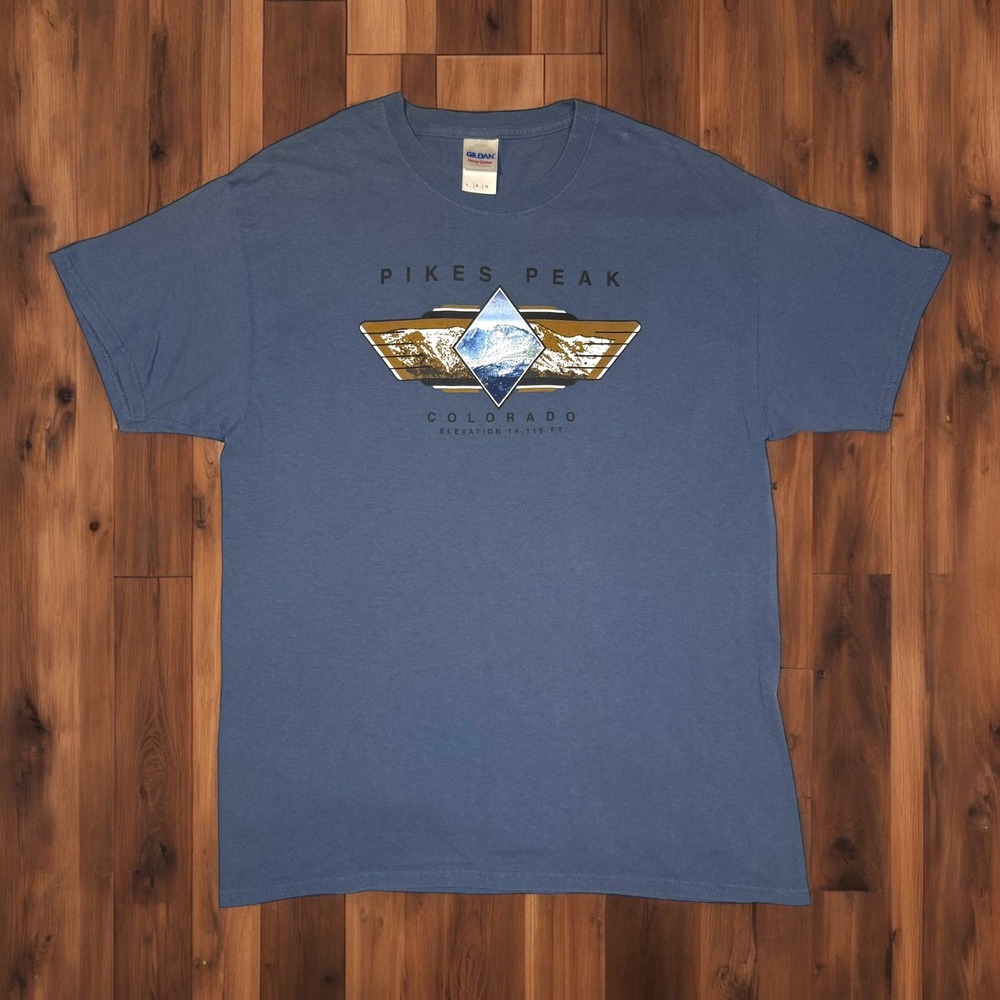 Pikes Peak Colorado Graphic T-Shirt‎ Gildan Heavy Cotton Men's Large